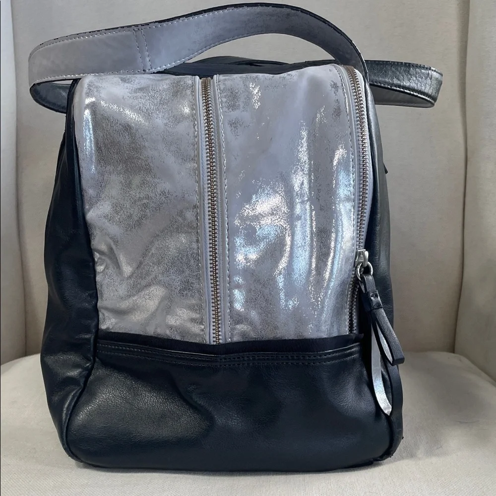 Lululemon Urban Sanctuary Bag - Black and Silver - Picture 8 of 16